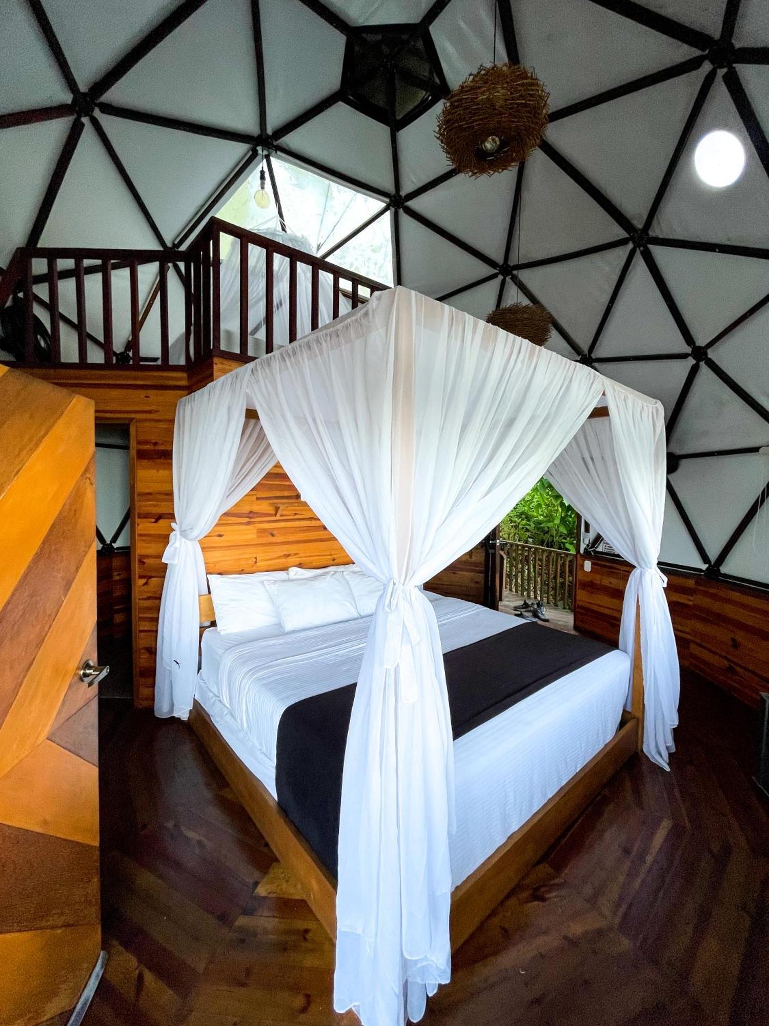 Trekker Glamping Hotel มินกา ภายนอก รูปภาพ