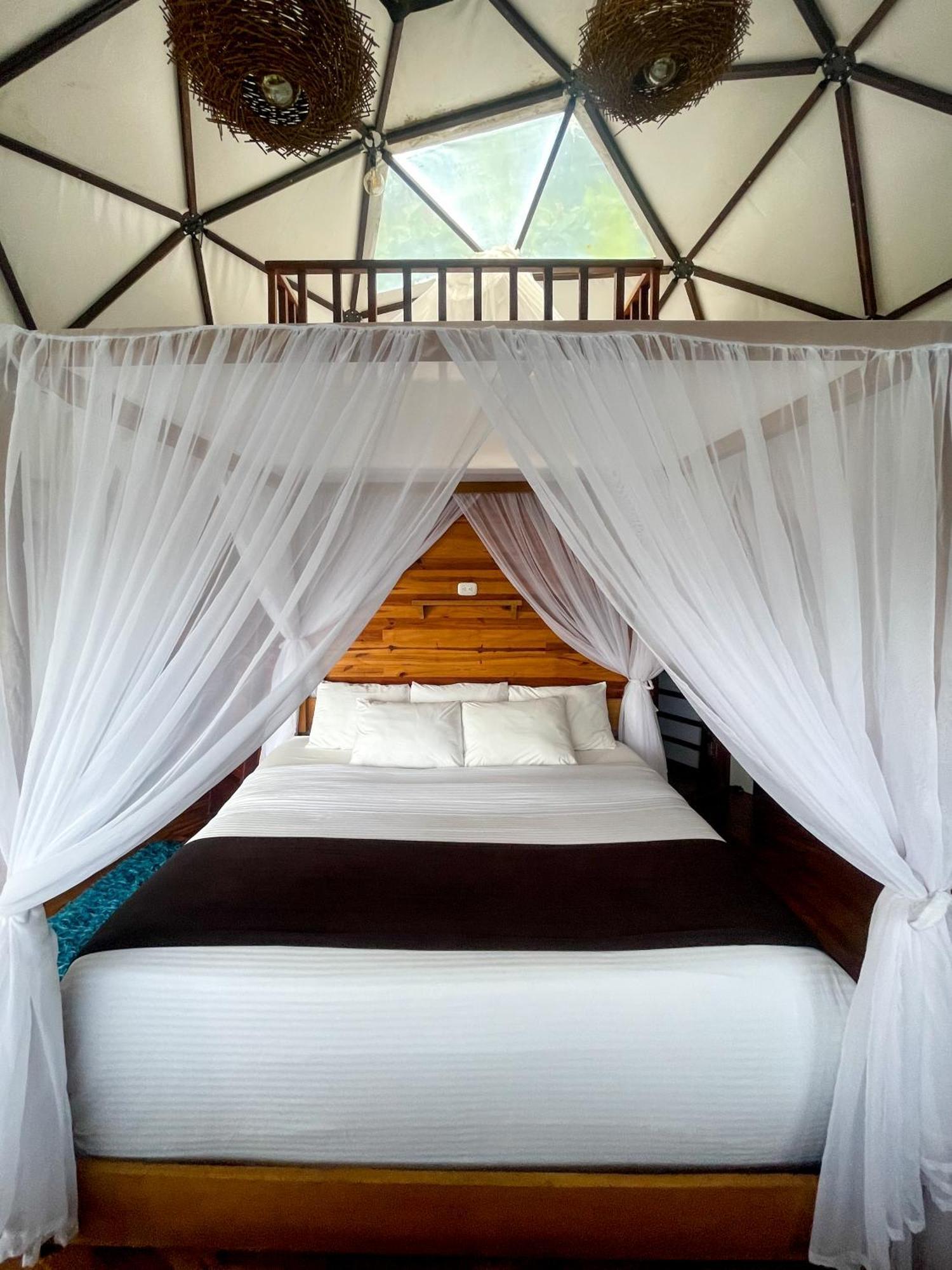 Trekker Glamping Hotel มินกา ภายนอก รูปภาพ